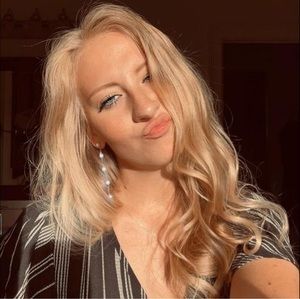 Meet your Posher, Megan